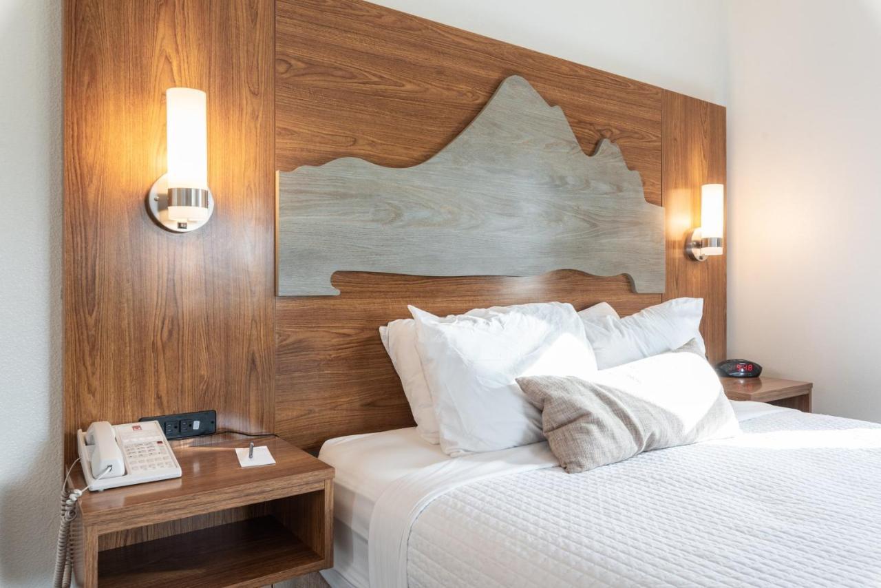 Marshall Suites Bainbridge Island Zewnętrze zdjęcie